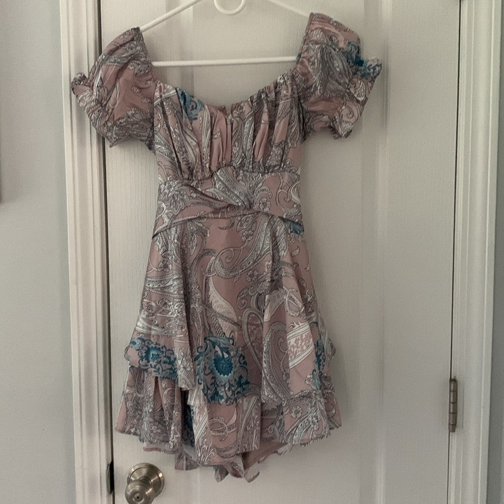 Cellecci Rose pink Floral Short Sleeve Romper size S satin tie back summer party